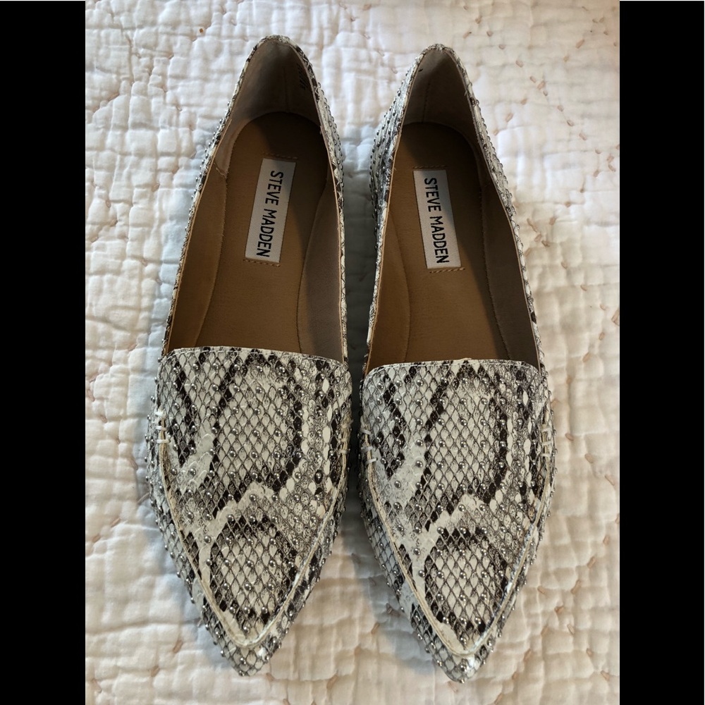 Steve Madden Flats - Size 6.5